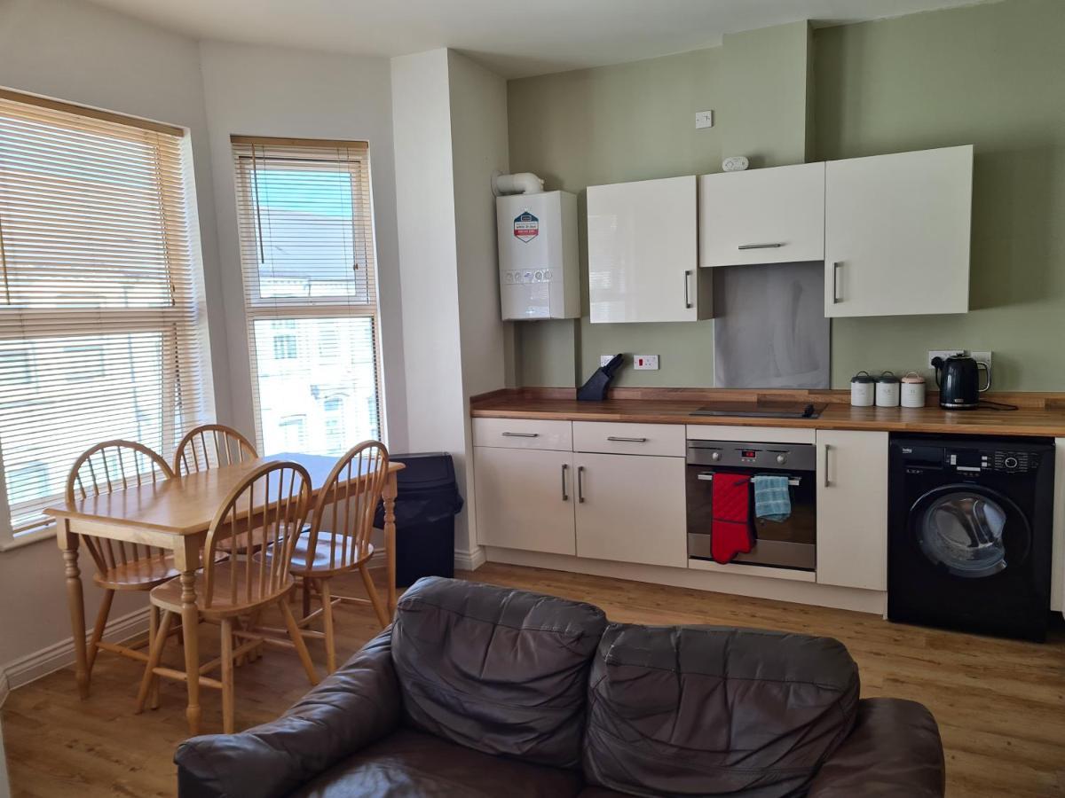 Yarmouth Apartments, Street Permit Parking, Close To Everything, Beach, Pier, Free Wifi Γκρέιτ Γιάρμουθ Εξωτερικό φωτογραφία