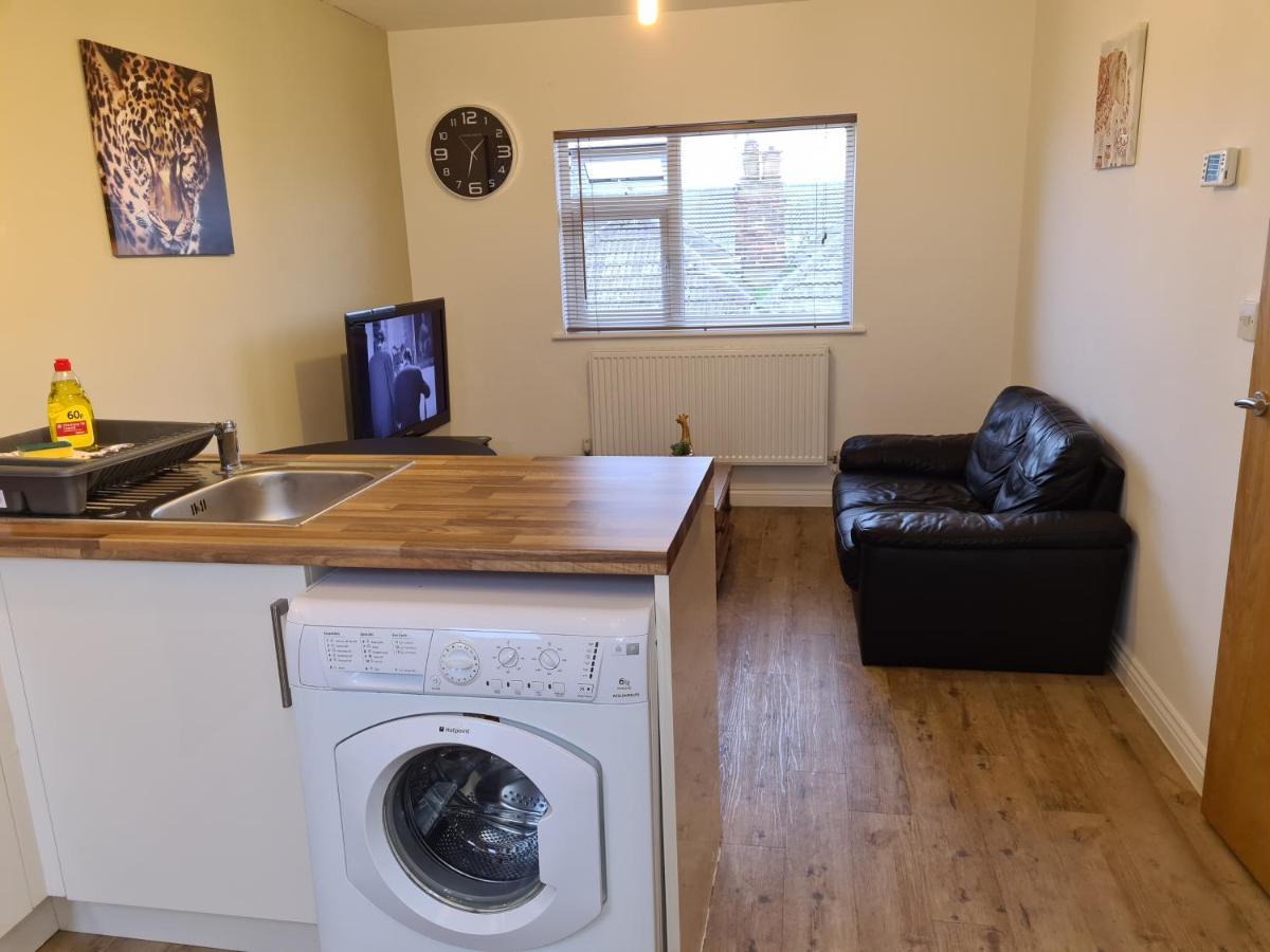 Yarmouth Apartments, Street Permit Parking, Close To Everything, Beach, Pier, Free Wifi Γκρέιτ Γιάρμουθ Εξωτερικό φωτογραφία